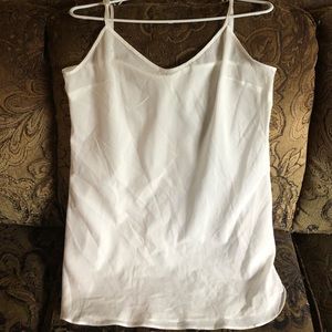 GAP WHITE ADJUSTABLE STRAPS CAMISOLE Size M